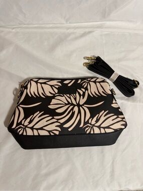 Lexbreezy Hawaii 'Eke Crossbody bags Crossbody with Gold Hardware